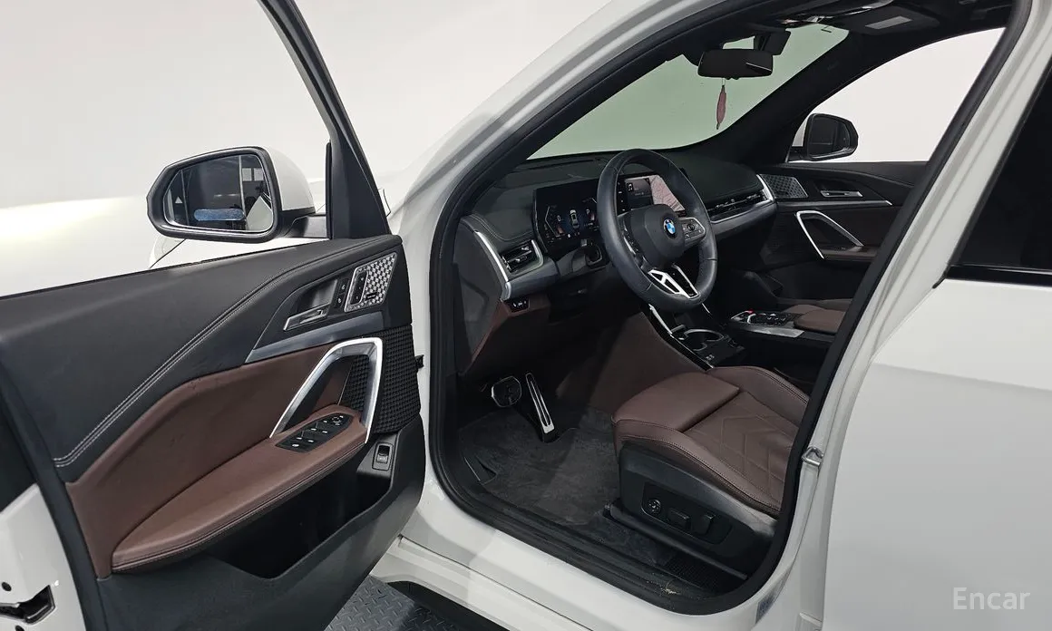 Фото 10 - BMW X1