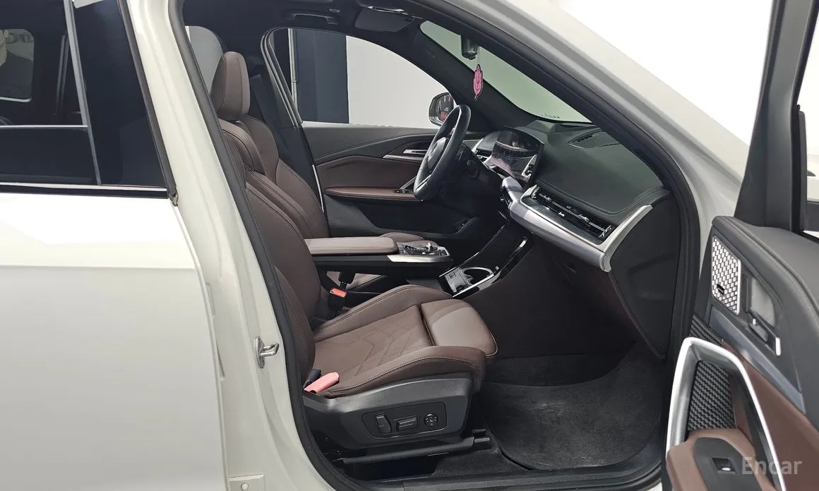 Фото 11 - BMW X1