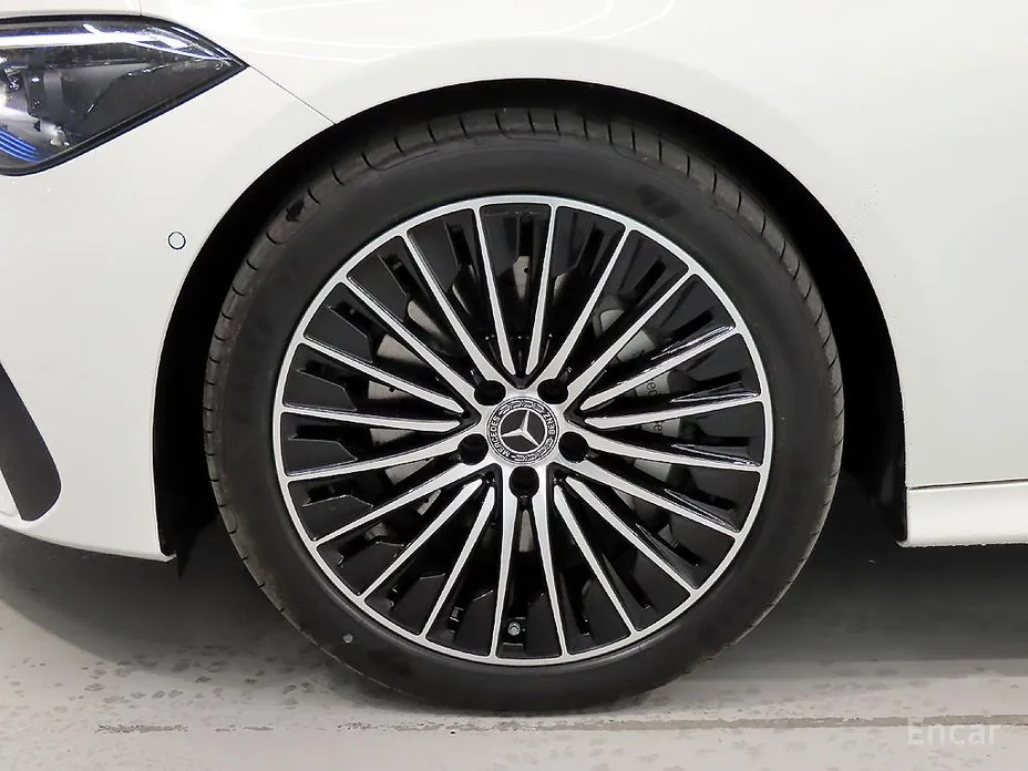 Фото 20 - Mercedes-Benz CLE-Class