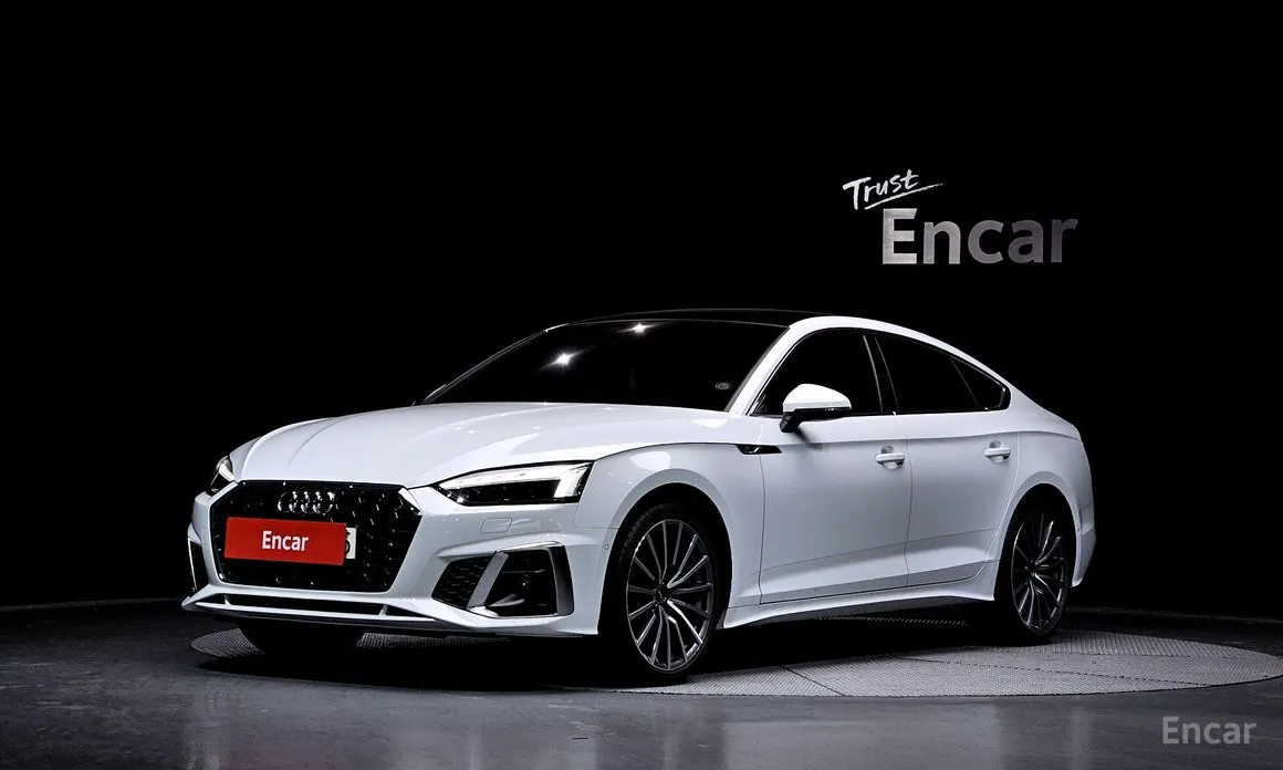 Фото 1 - Audi A5