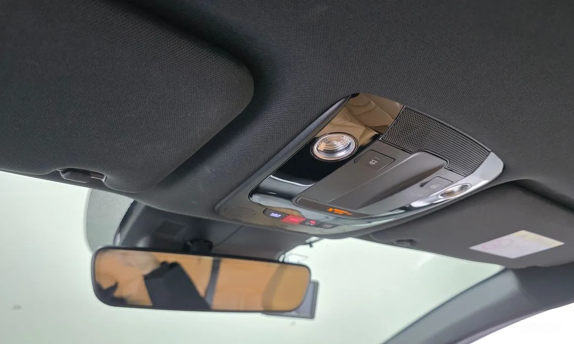 Фото 19 - Kia K5