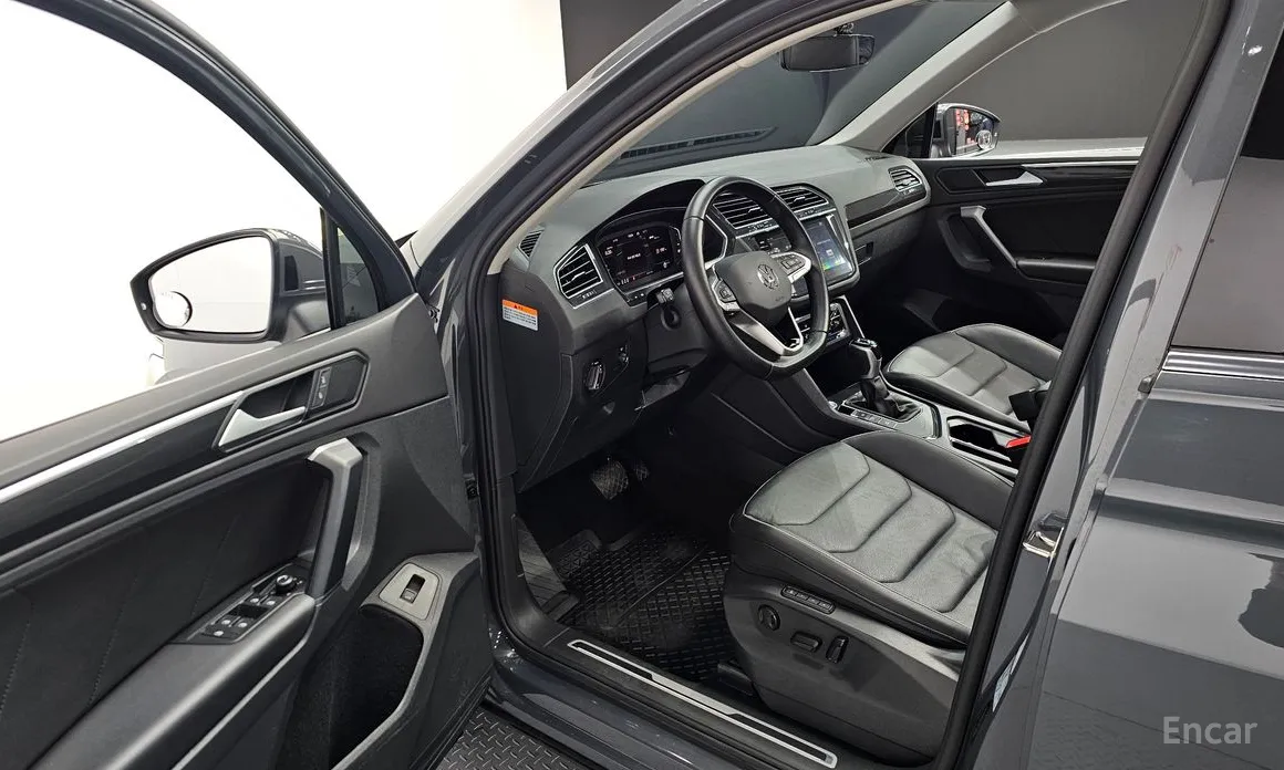 Фото 11 - Volkswagen Tiguan