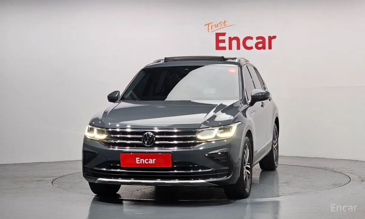 Фото 3 - Volkswagen Tiguan