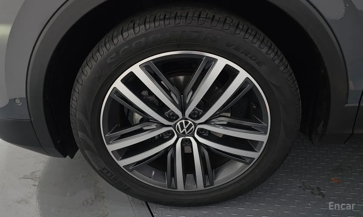Фото 5 - Volkswagen Tiguan