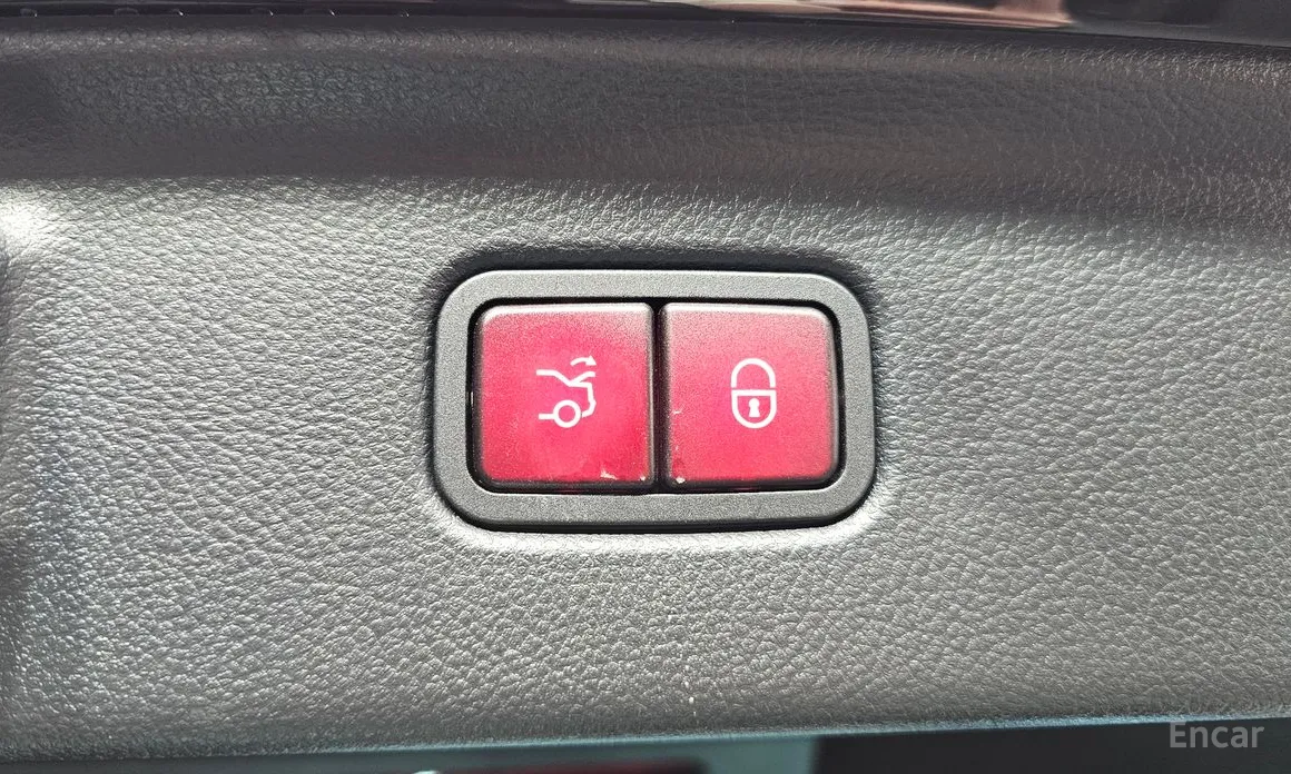 Фото 18 - Mercedes-Benz S-Class