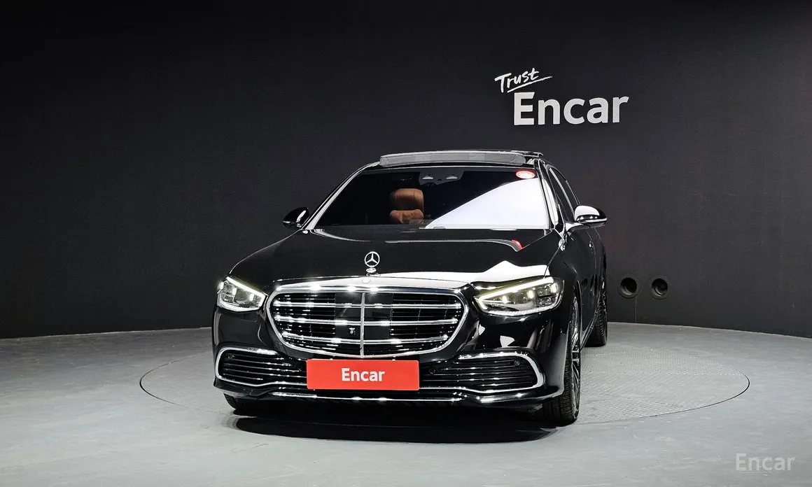 Фото 3 - Mercedes-Benz S-Class