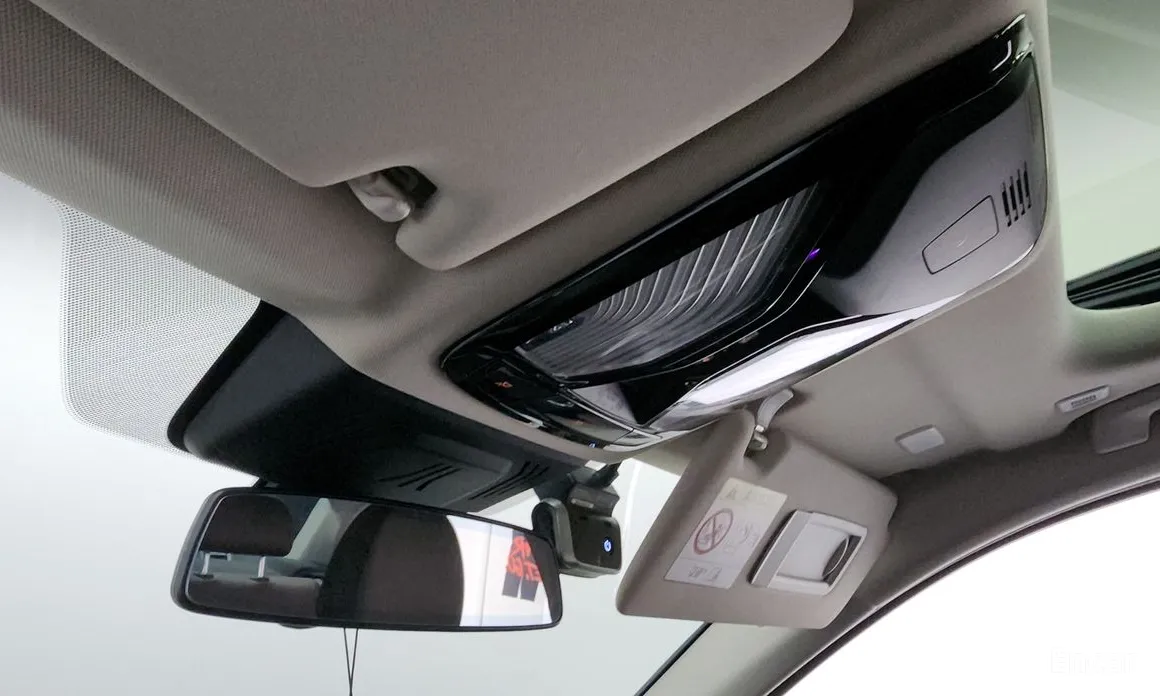 Фото 17 - BMW 3 Series