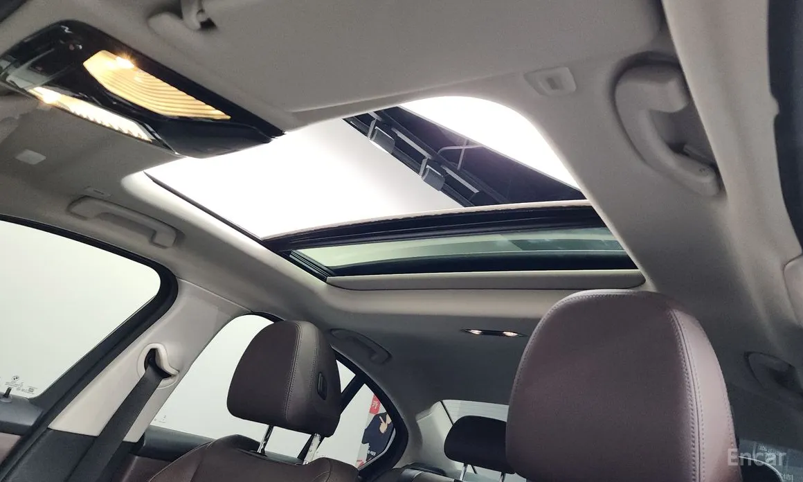 Фото 18 - BMW 3 Series