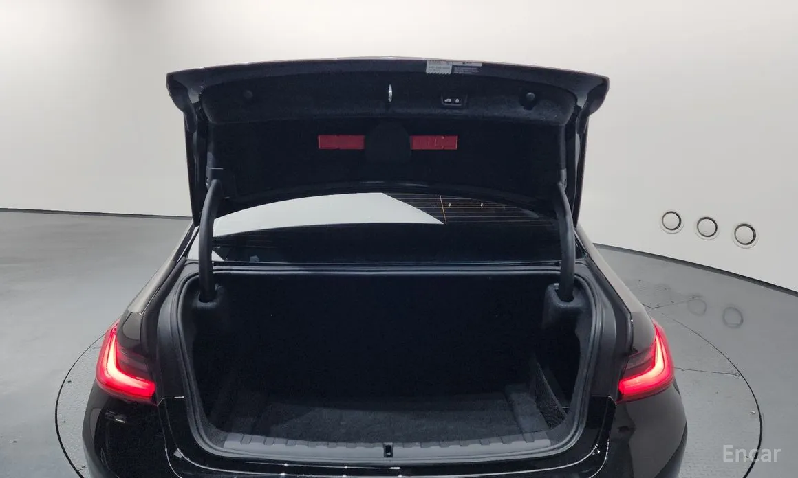 Фото 20 - BMW 3 Series