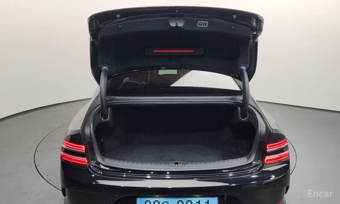 Фото 20 - Genesis G80