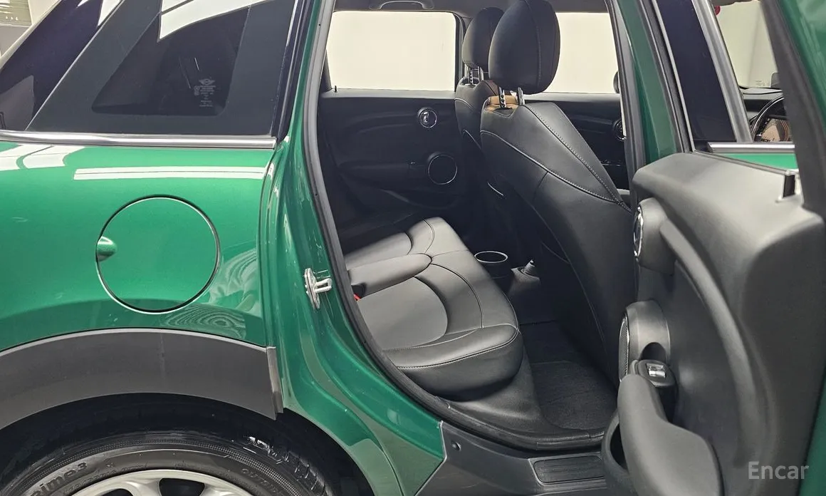 Фото 12 - Mini Cooper