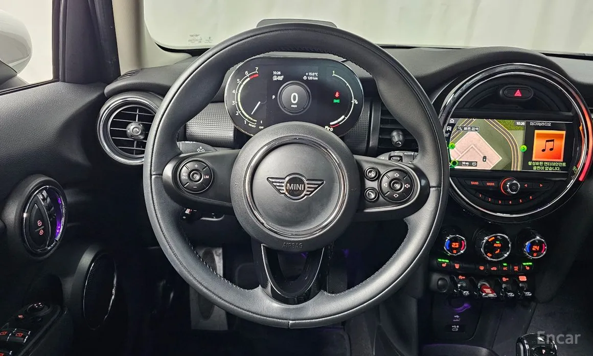 Фото 13 - Mini Cooper