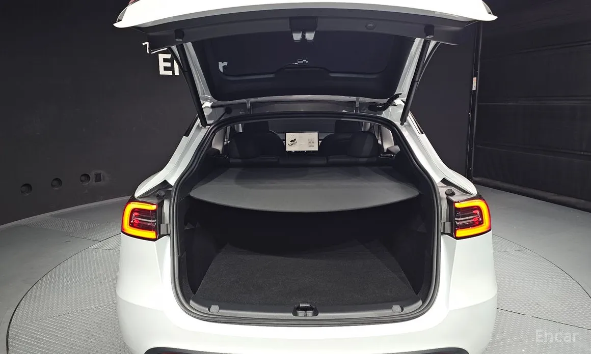 Фото 20 - Tesla Model Y