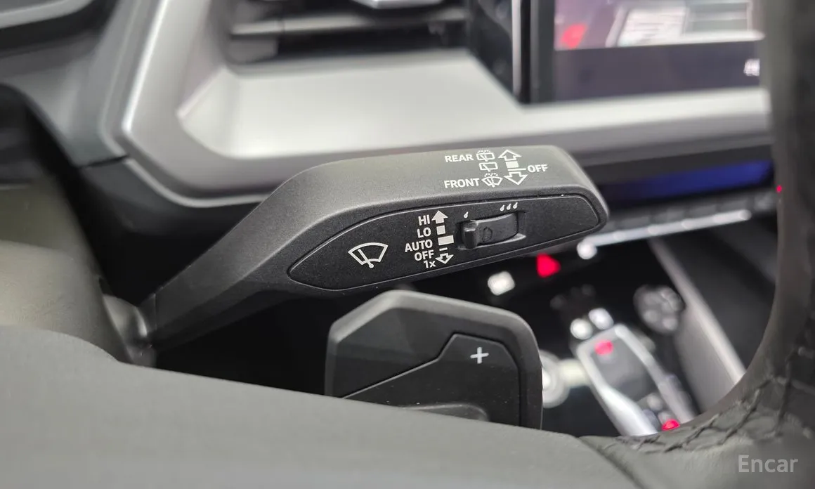 Фото 16 - Audi Q4 e-tron