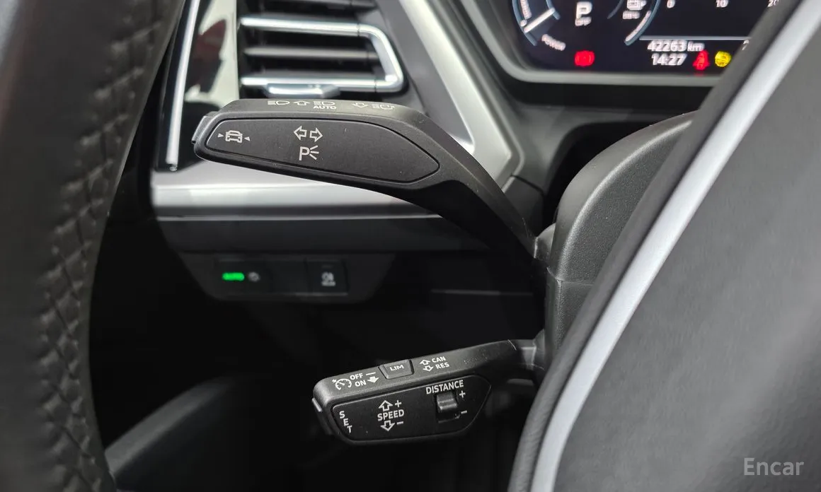 Фото 17 - Audi Q4 e-tron