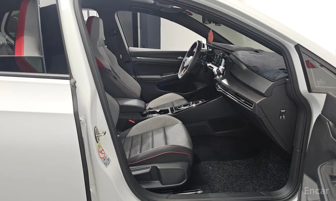 Фото 11 - Volkswagen Golf