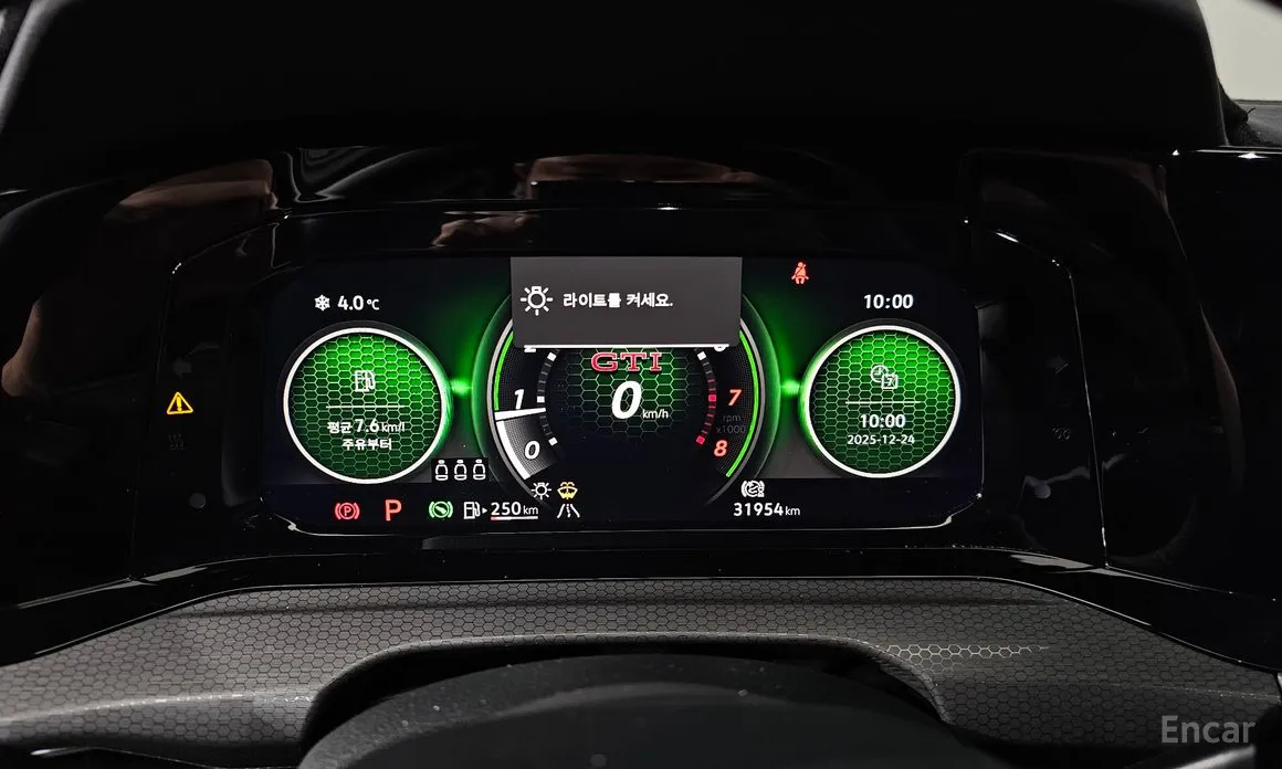 Фото 8 - Volkswagen Golf