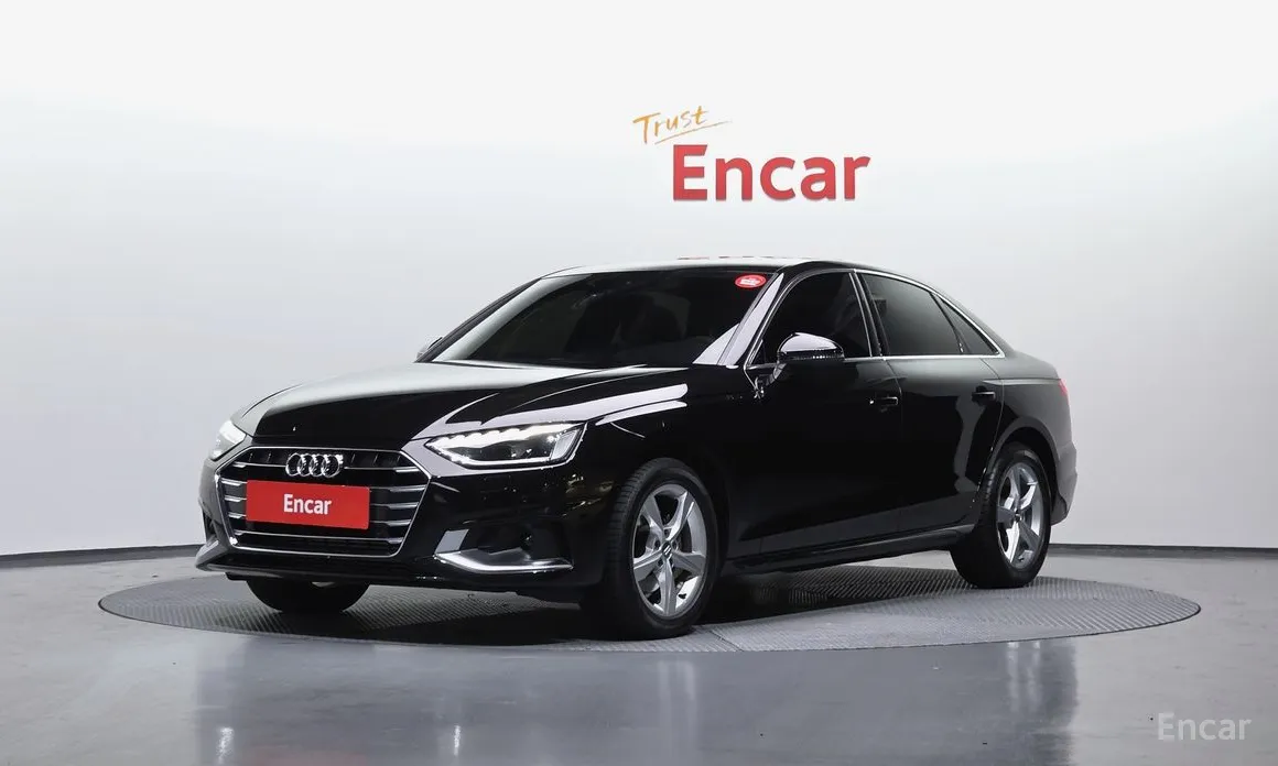 Фото 1 - Audi A4