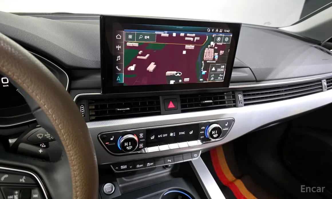 Фото 14 - Audi A4