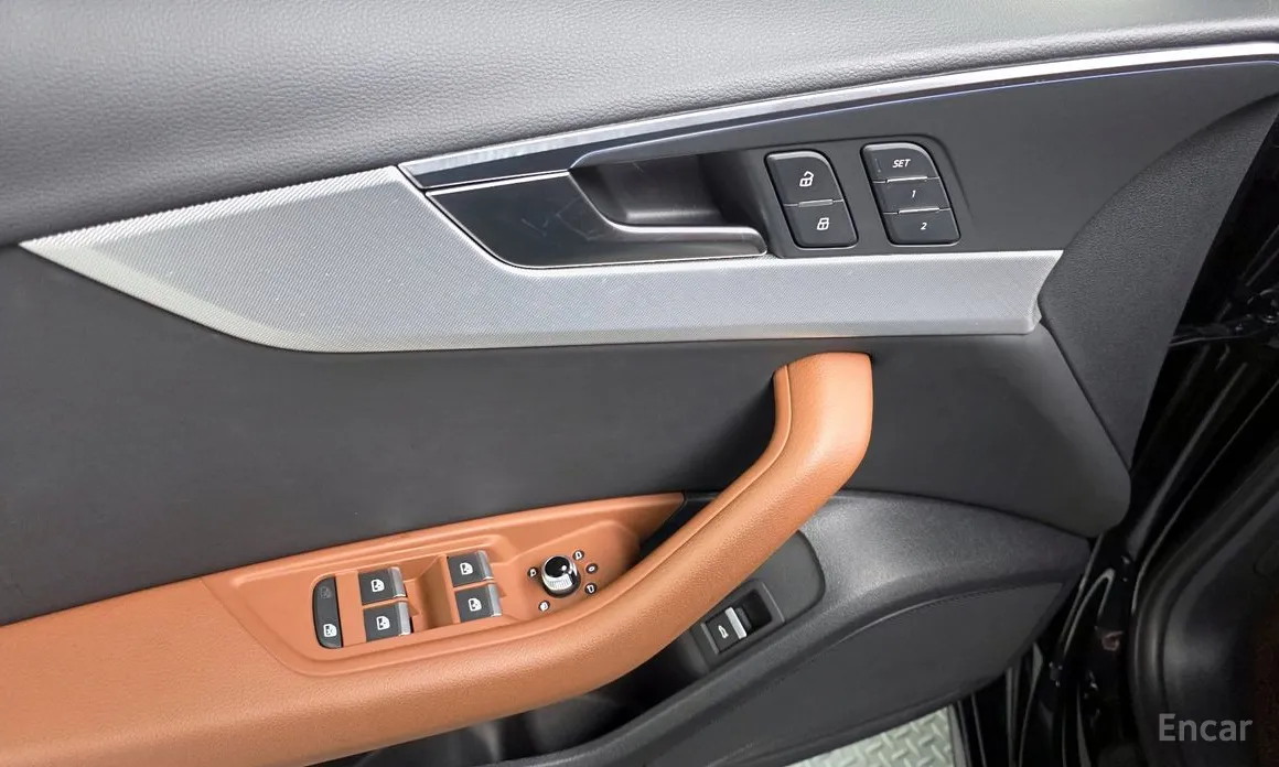 Фото 19 - Audi A4