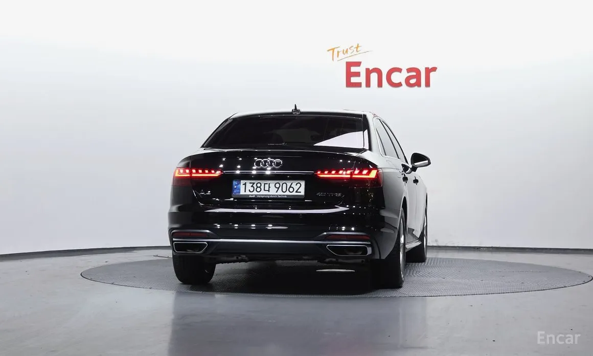 Фото 4 - Audi A4