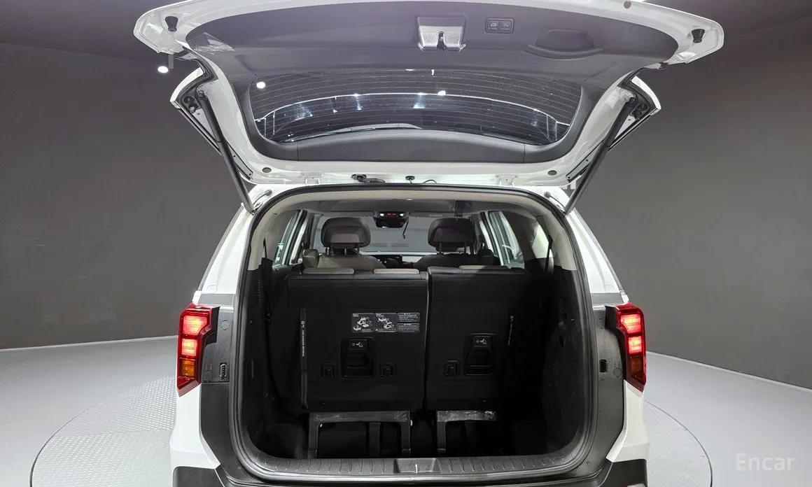 Фото 20 - Kia Carnival