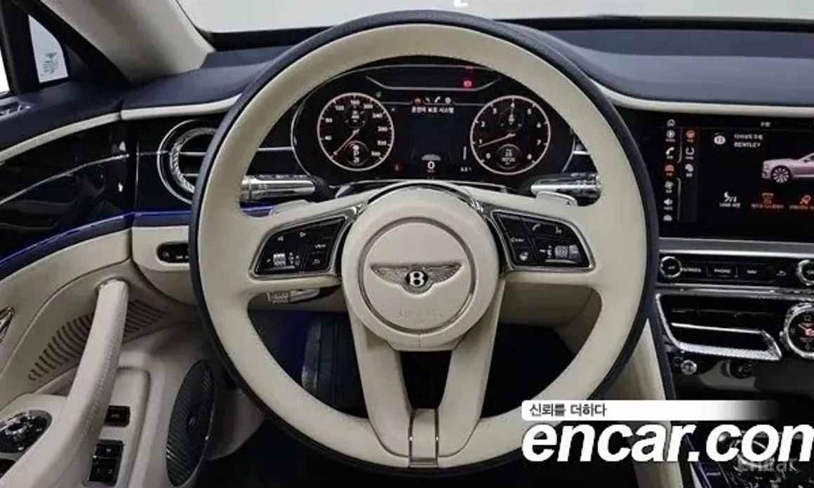 Фото 13 - Bentley Flying Spur