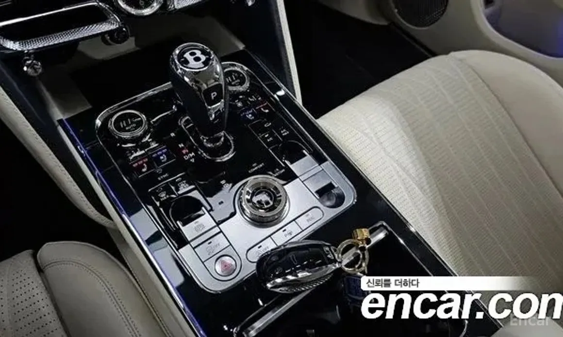 Фото 9 - Bentley Flying Spur