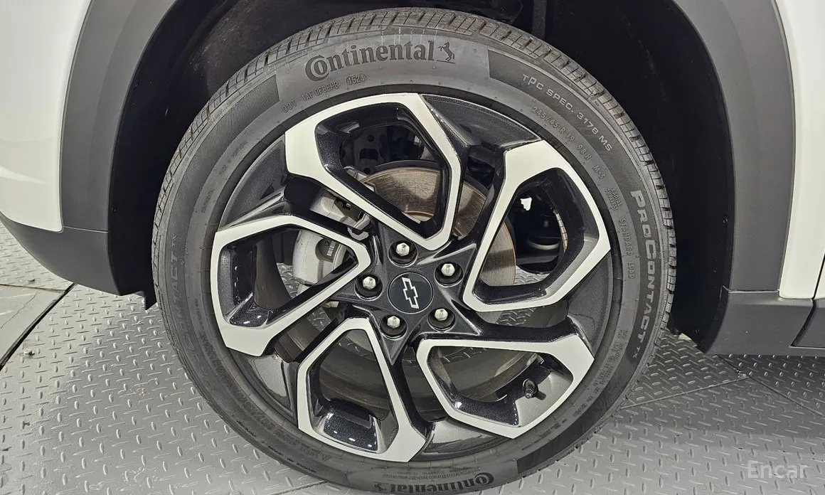 Фото 5 - Chevrolet Trax