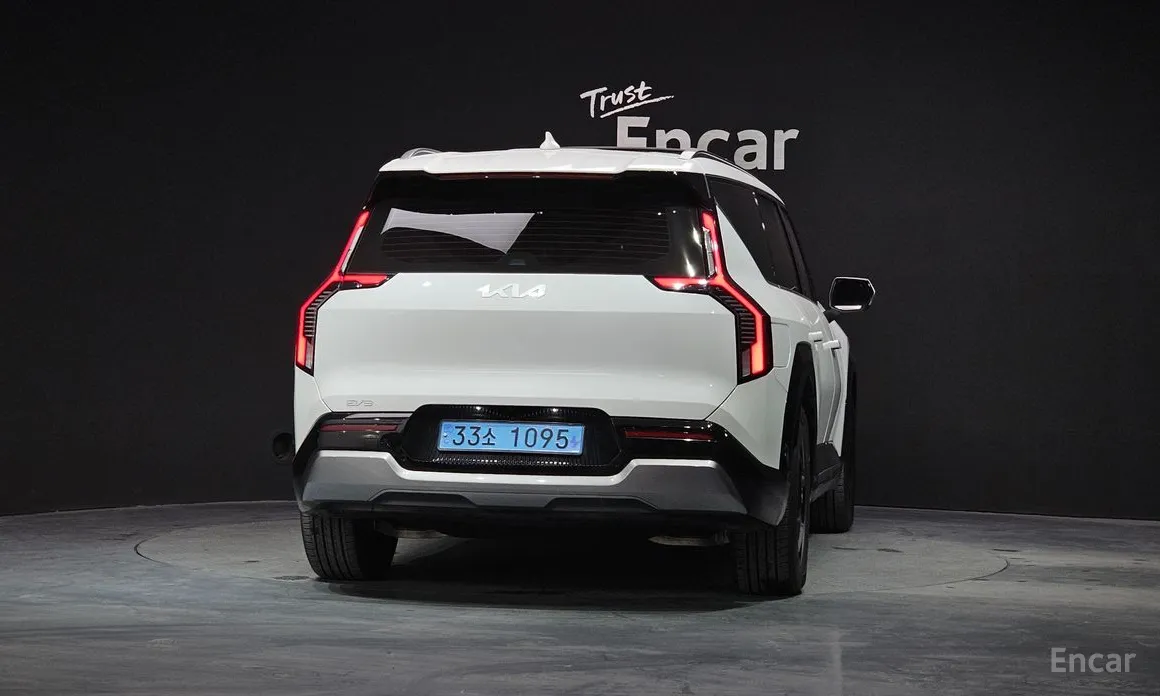 Фото 4 - Kia EV9