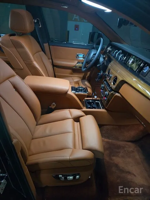 Фото 10 - Rolls-Royce Phantom