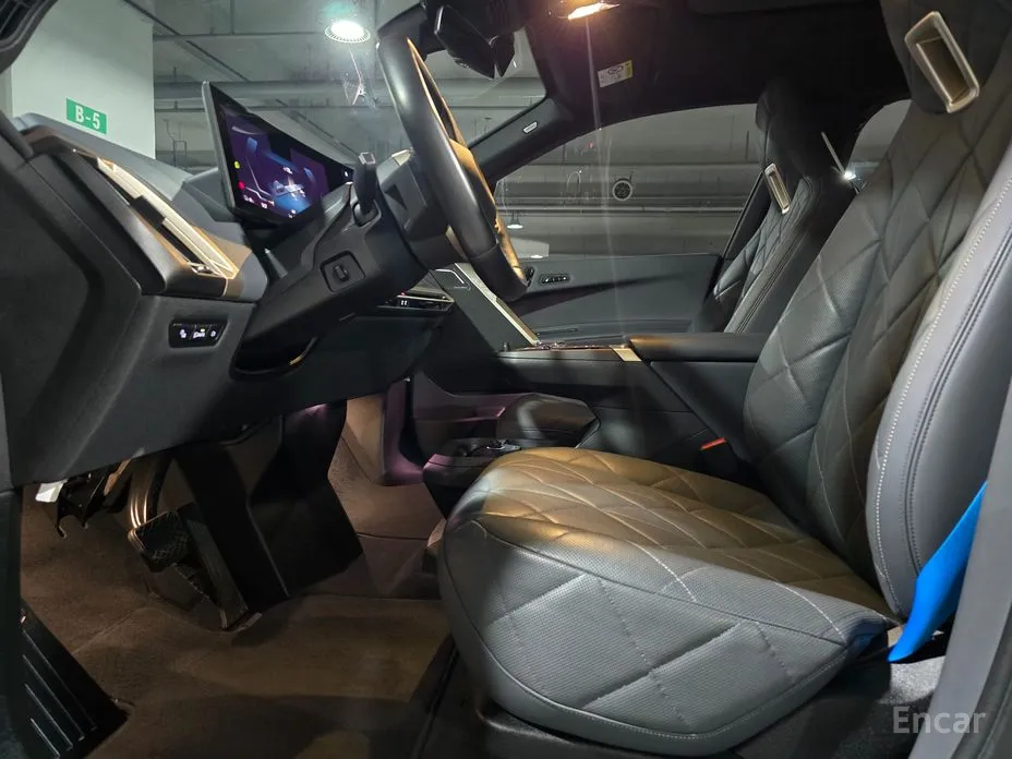 Фото 11 - BMW iX