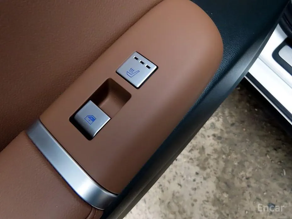 Фото 15 - Hyundai Grandeur