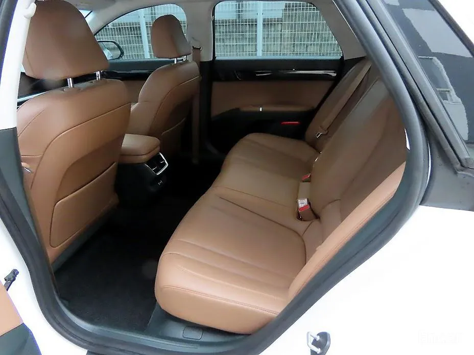 Фото 6 - Hyundai Grandeur