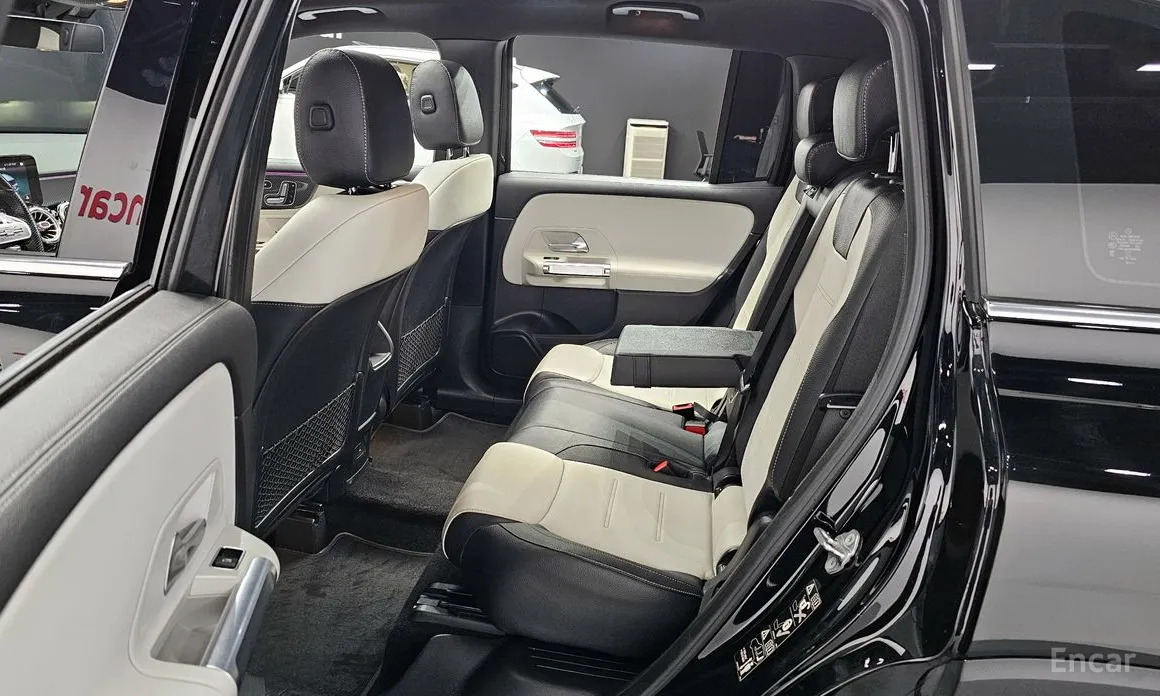 Фото 12 - Mercedes-Benz GLB-Class