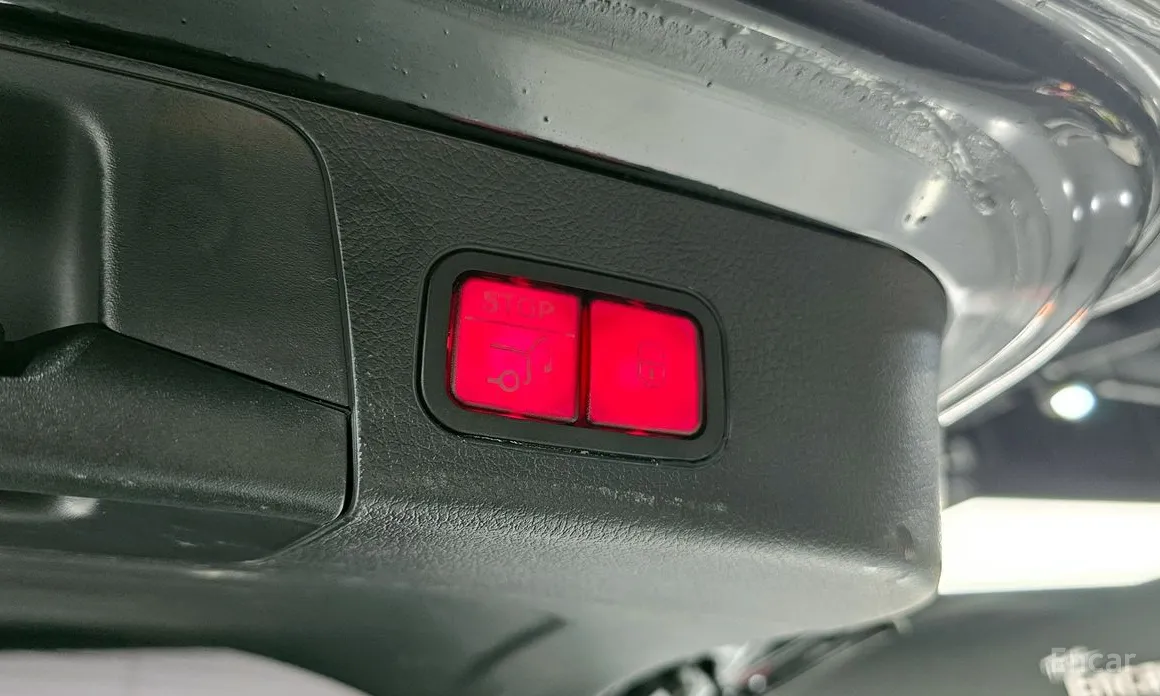 Фото 18 - Mercedes-Benz GLB-Class