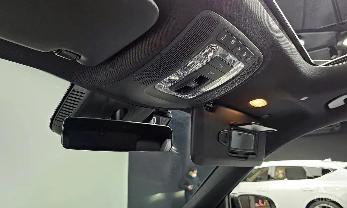 Фото 20 - Mercedes-Benz GLB-Class