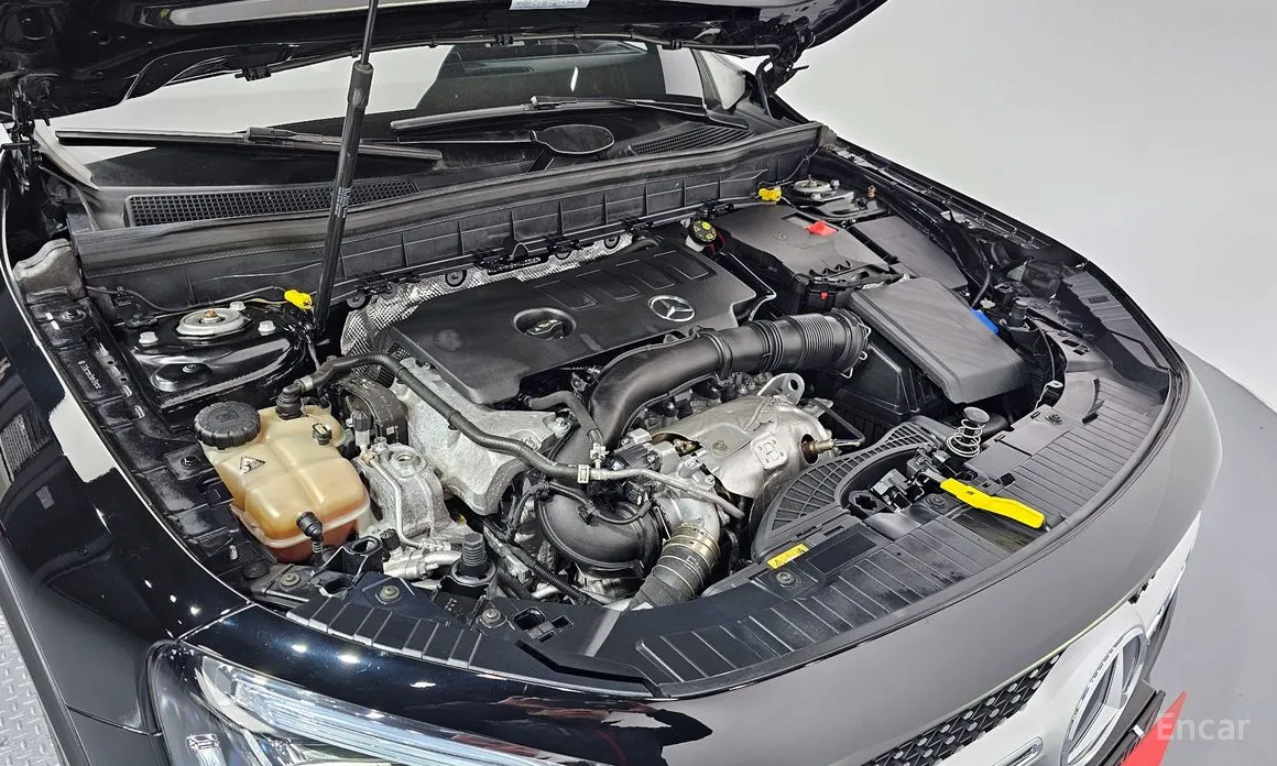 Фото 6 - Mercedes-Benz GLB-Class