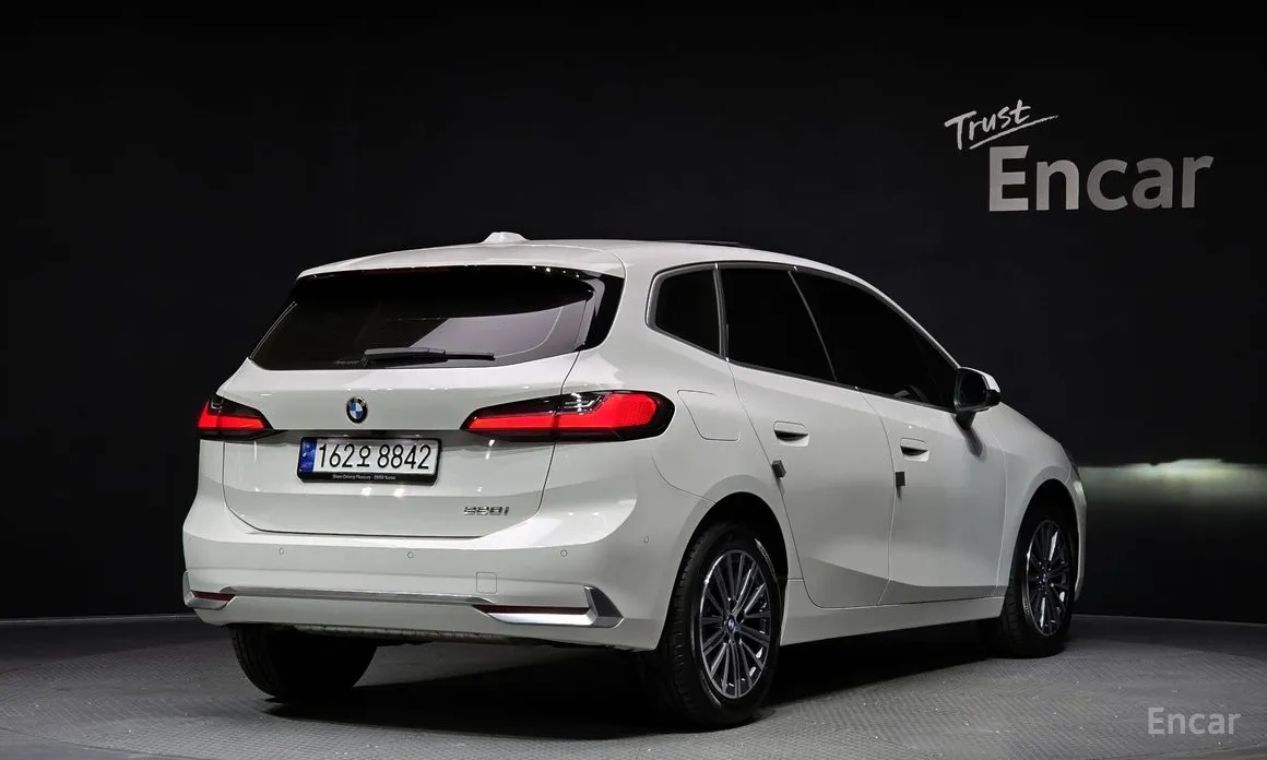 Фото 2 - BMW 2 Series