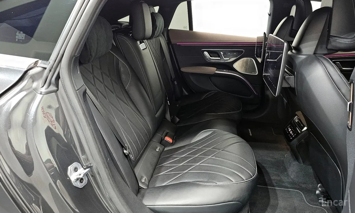 Фото 12 - Mercedes-Benz EQS