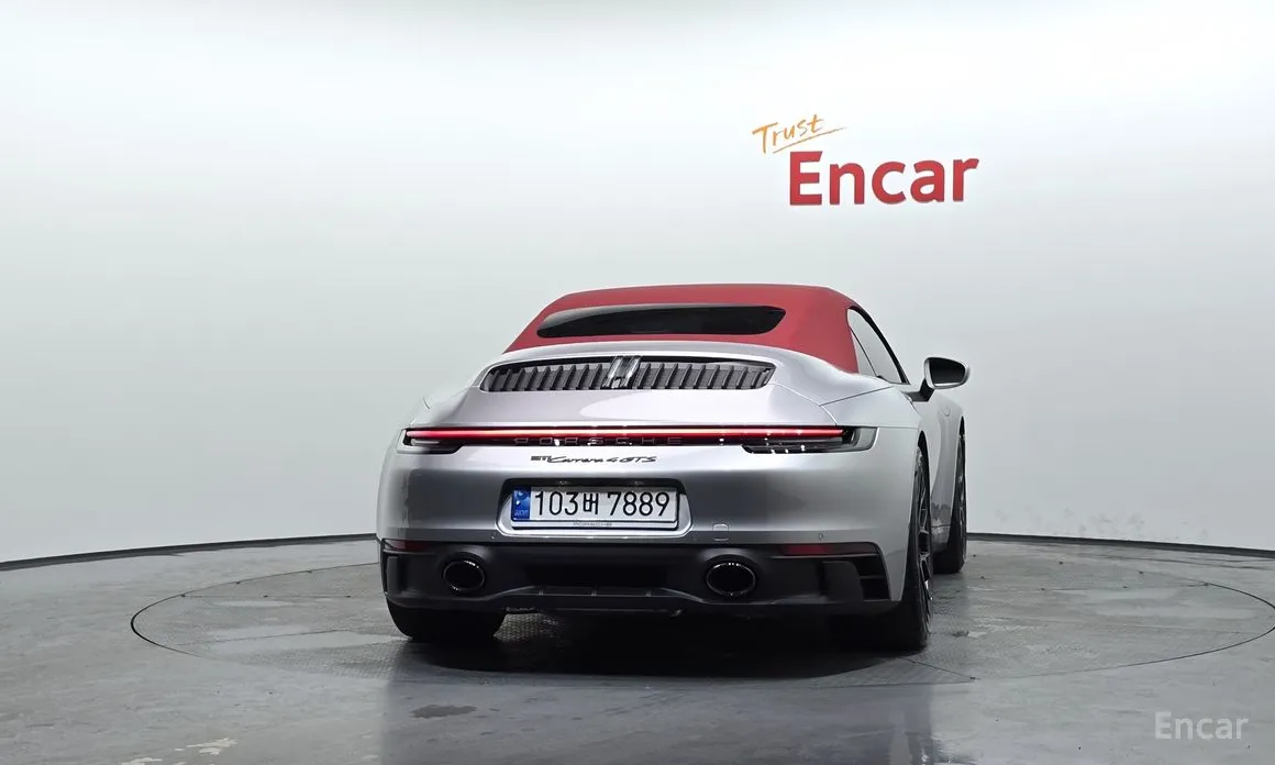 Фото 4 - Porsche 911