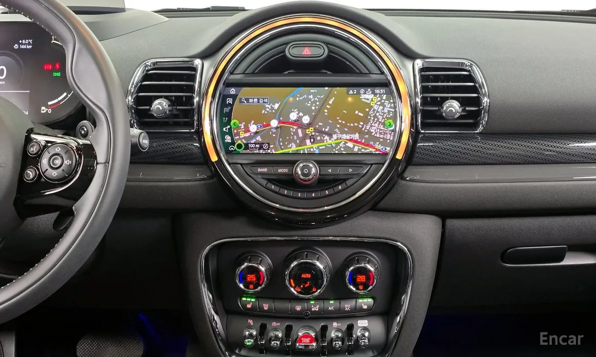 Фото 14 - Mini Clubman