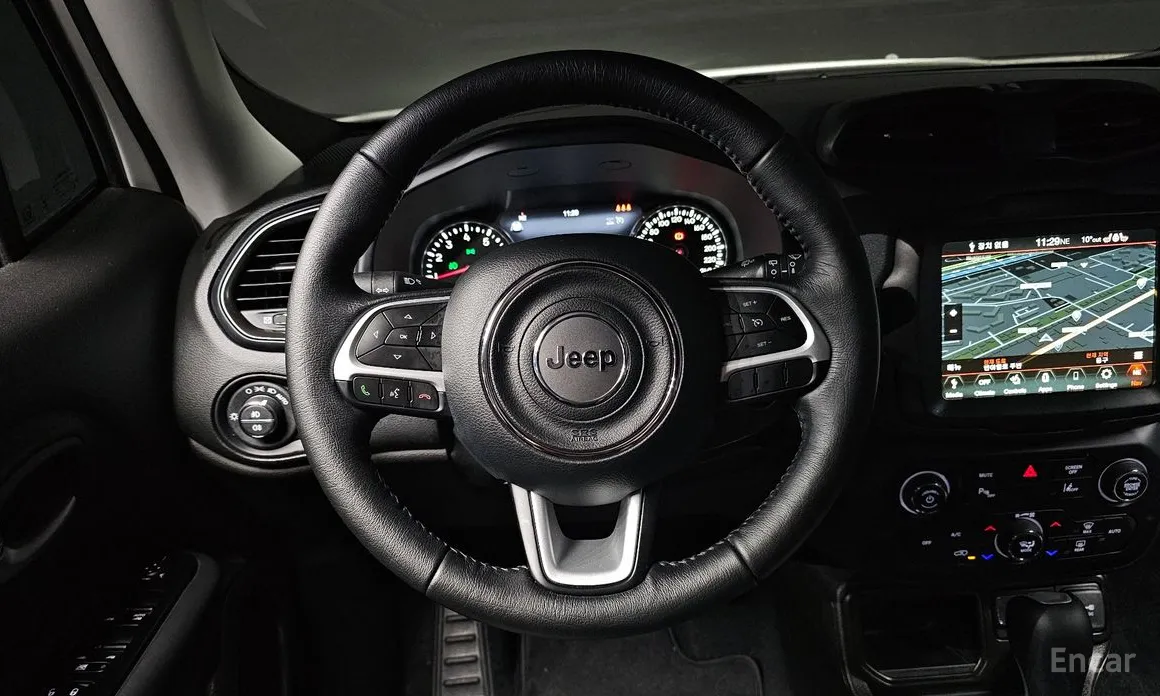 Фото 13 - Jeep Renegade