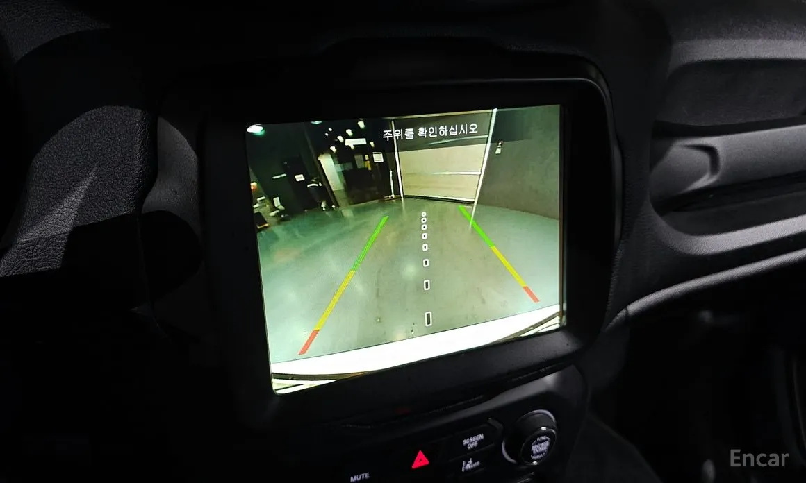 Фото 15 - Jeep Renegade