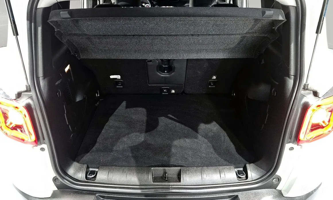 Фото 20 - Jeep Renegade