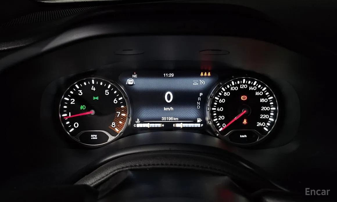 Фото 8 - Jeep Renegade