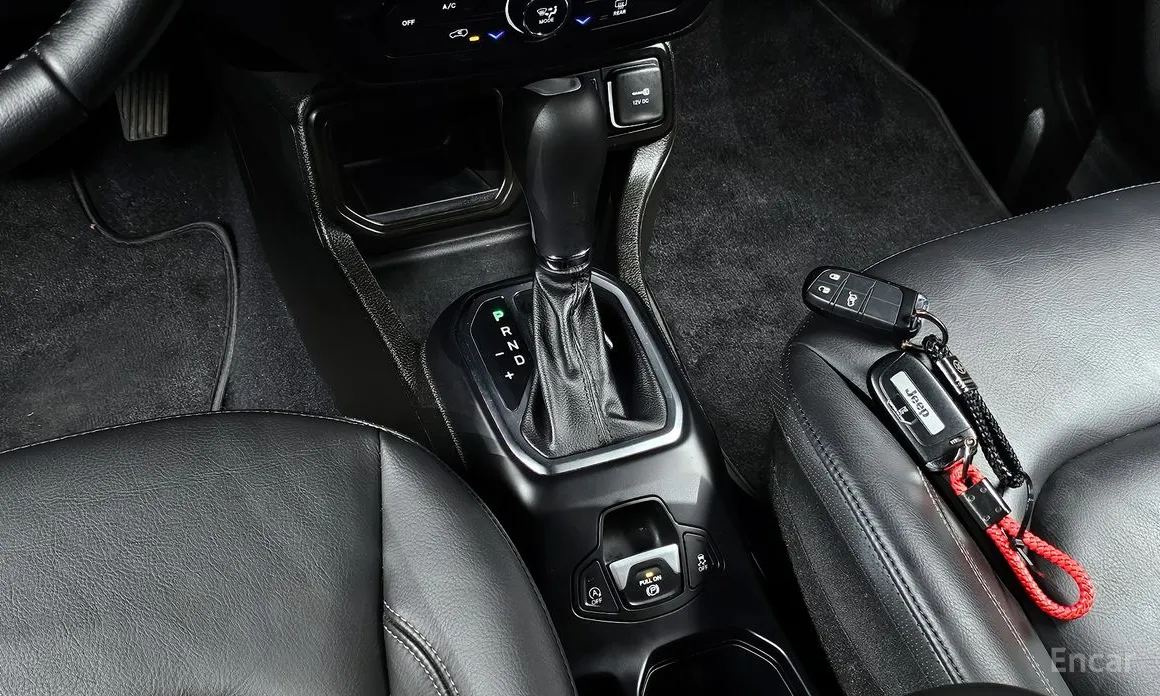 Фото 9 - Jeep Renegade