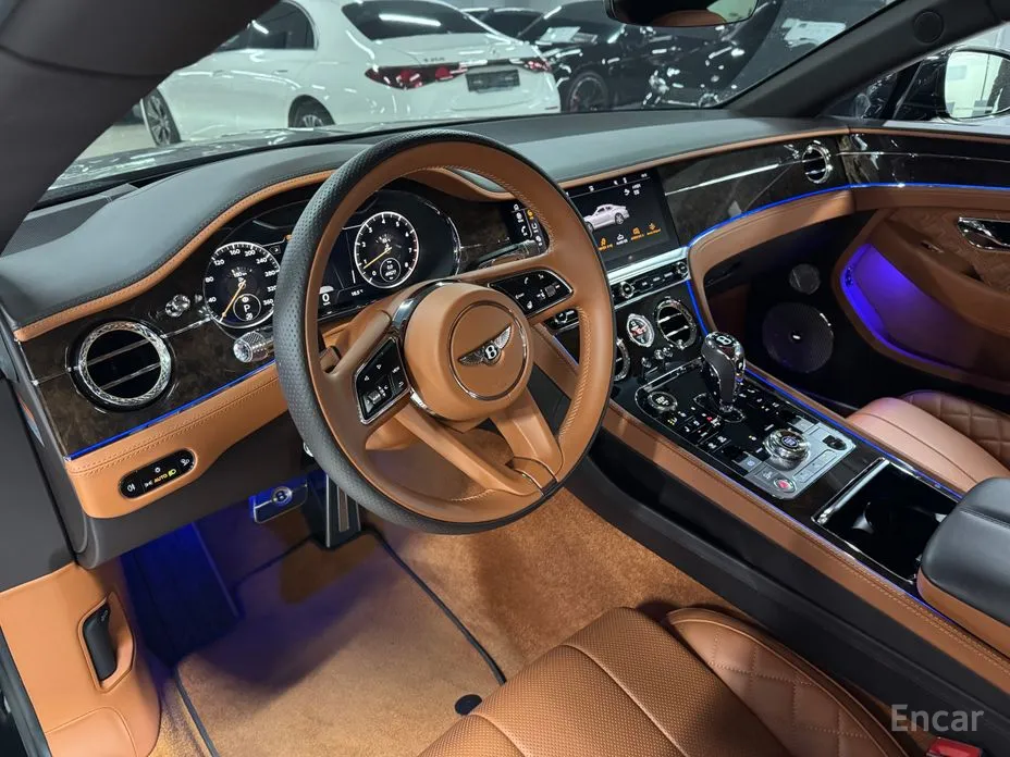 Фото 4 - Bentley Continental GT