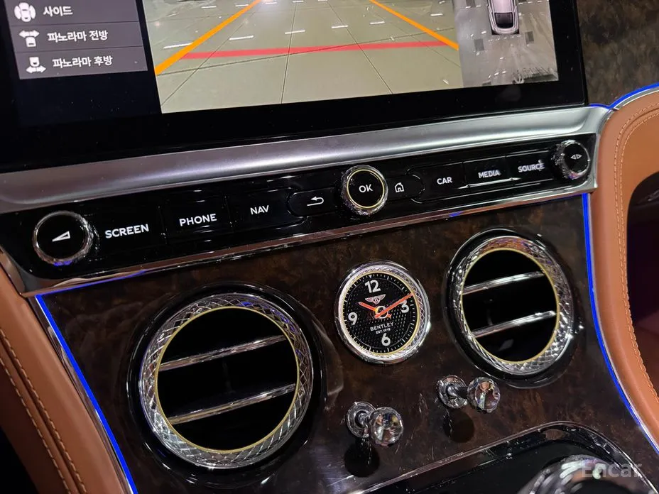 Фото 9 - Bentley Continental GT