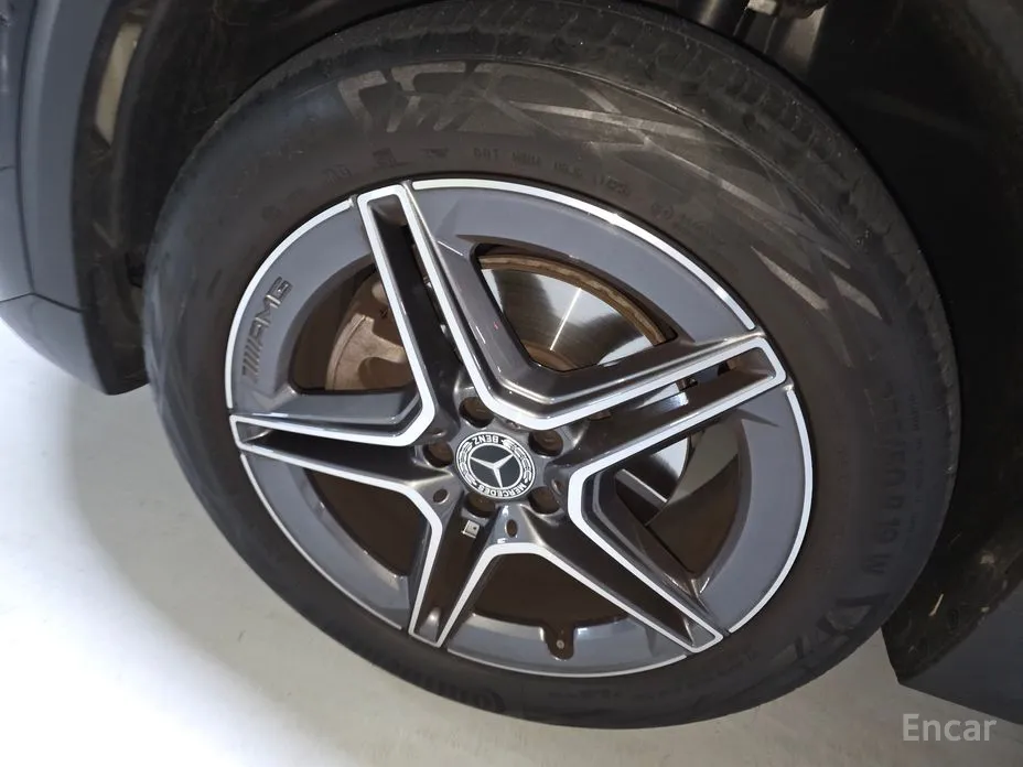 Фото 5 - Mercedes-Benz GLA-Class